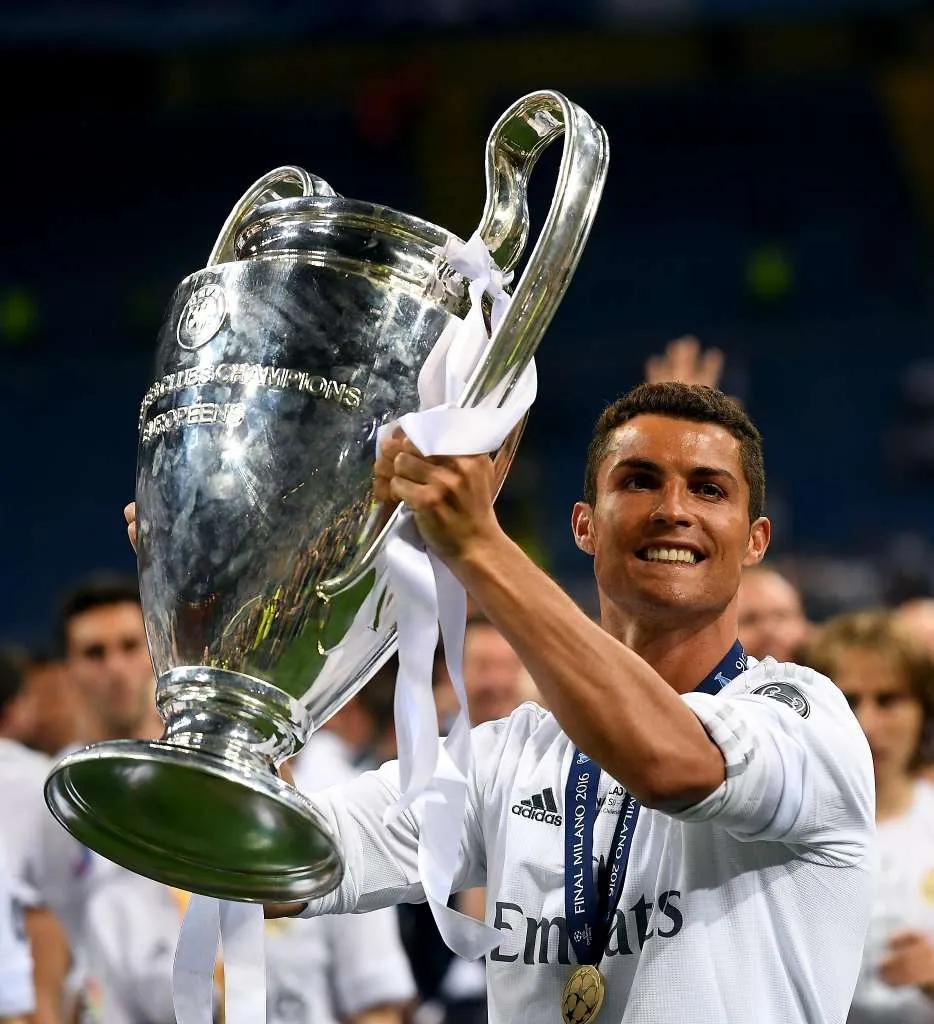 中国何时才出一个c罗,中国出现c罗一样的球员会怎么样