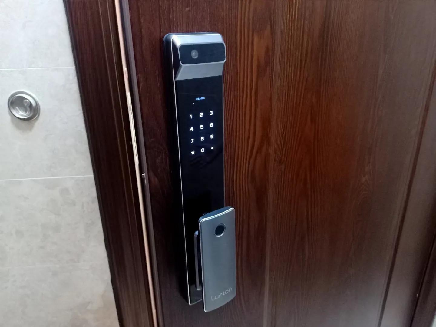 人脸识别的智能锁便宜和贵的区别,人脸识别智能锁好用吗