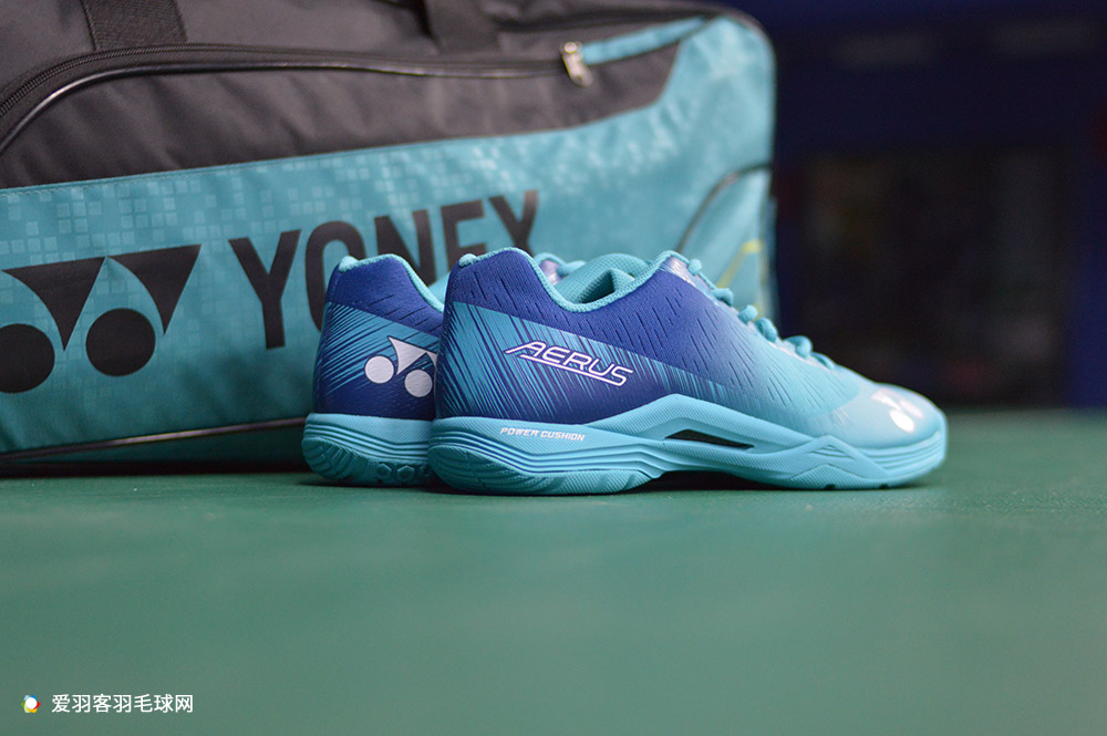 过年了买件衣服犒劳,过年了买件衣服犒劳一下自己