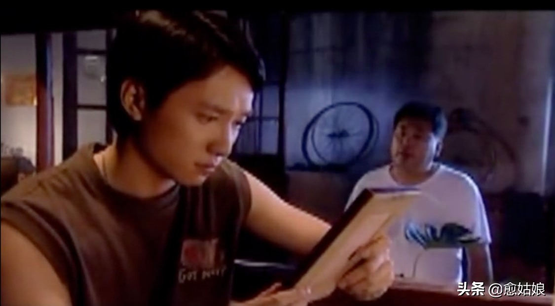 冯绍峰演技浮夸的图,冯绍峰出道以来的感情经历