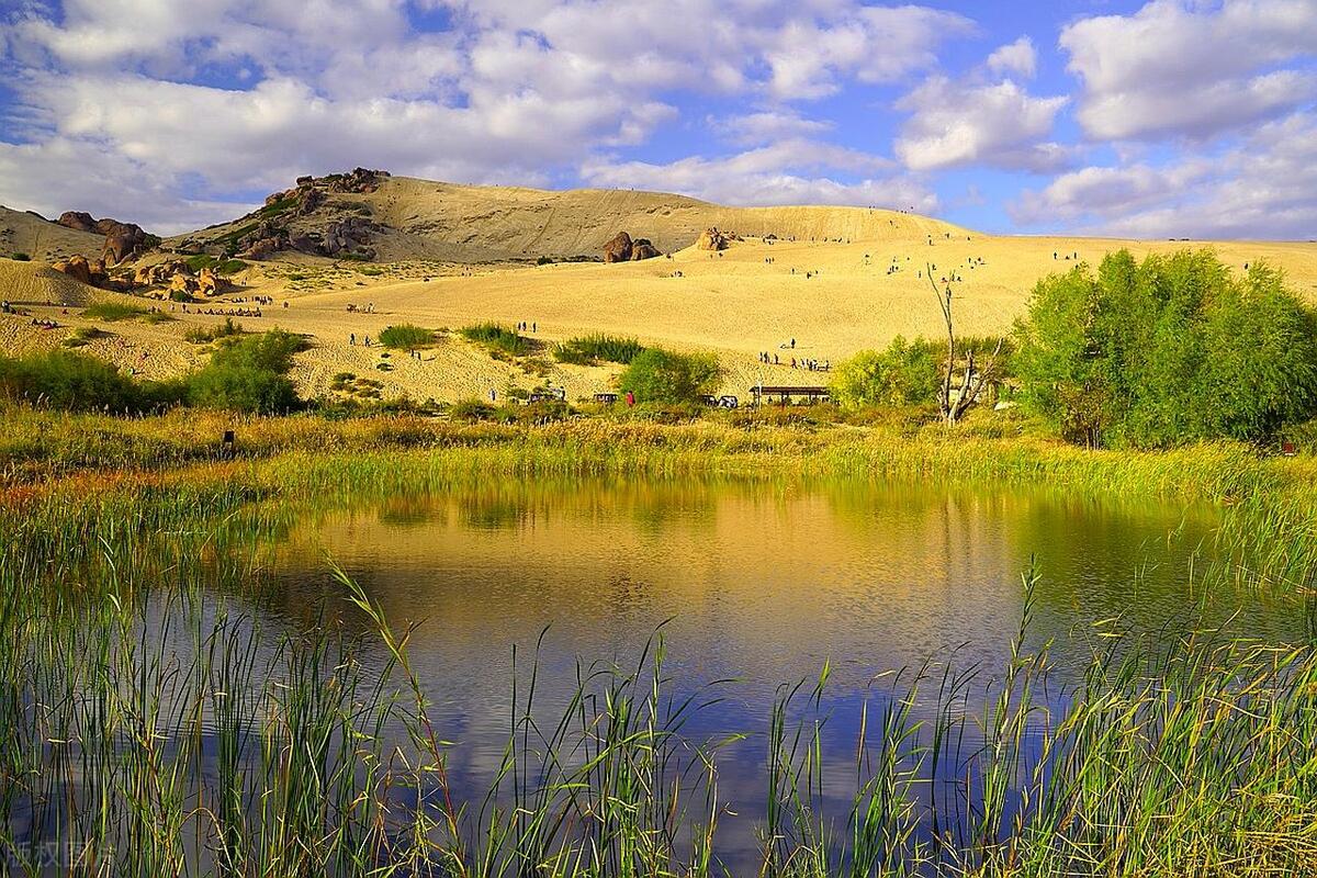 内蒙古玉龙沙湖旅游,玉龙沙湖旅游有感