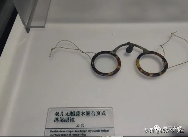 眼镜凸透镜原理,眼镜利用的凸透镜