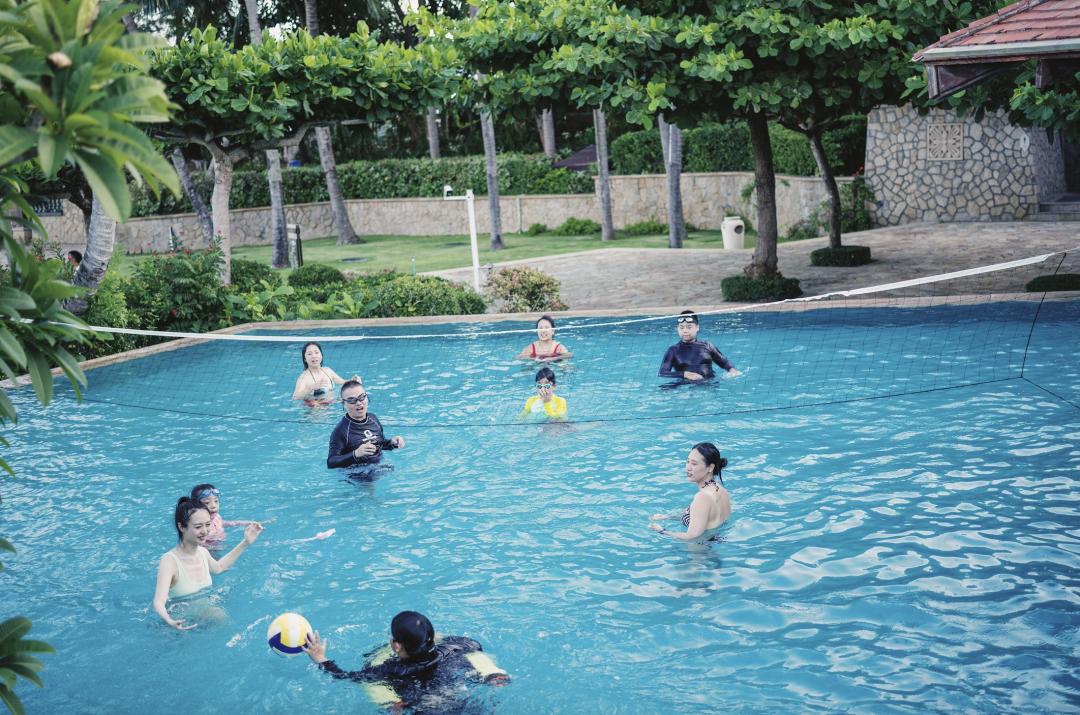 三亚亚龙湾酒店推荐,亚龙湾沙滩最近的酒店