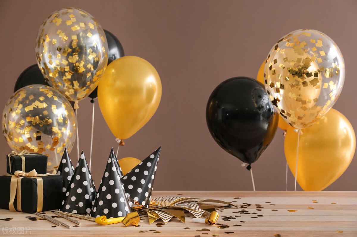 如果天一直黑会发生什么,如果天空总是黑暗的那就摸黑前行