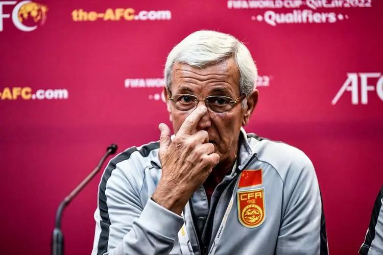 鍚嶅璇勪环鍥借冻瓒崇悆姣旇禌,瓒崇悆鍚嶅璋堝浗瓒冲啿鍑讳笘鐣屾澂澶卞埄