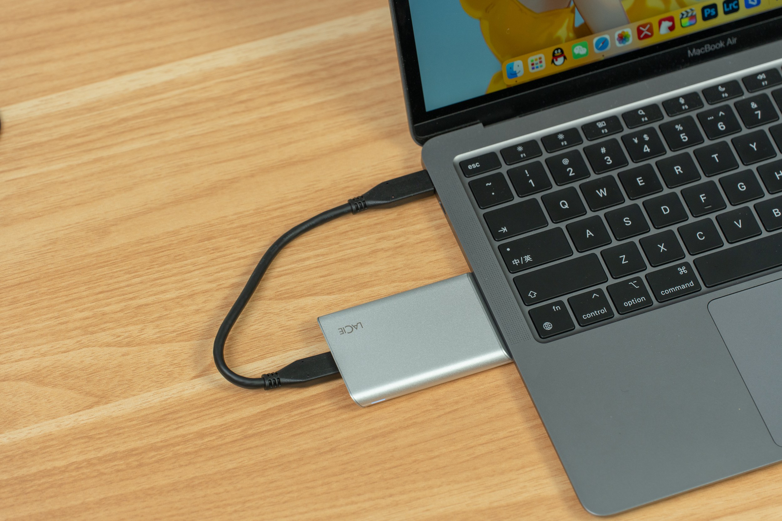 使用苹果全家桶的一天,苹果全家桶有必要买吗