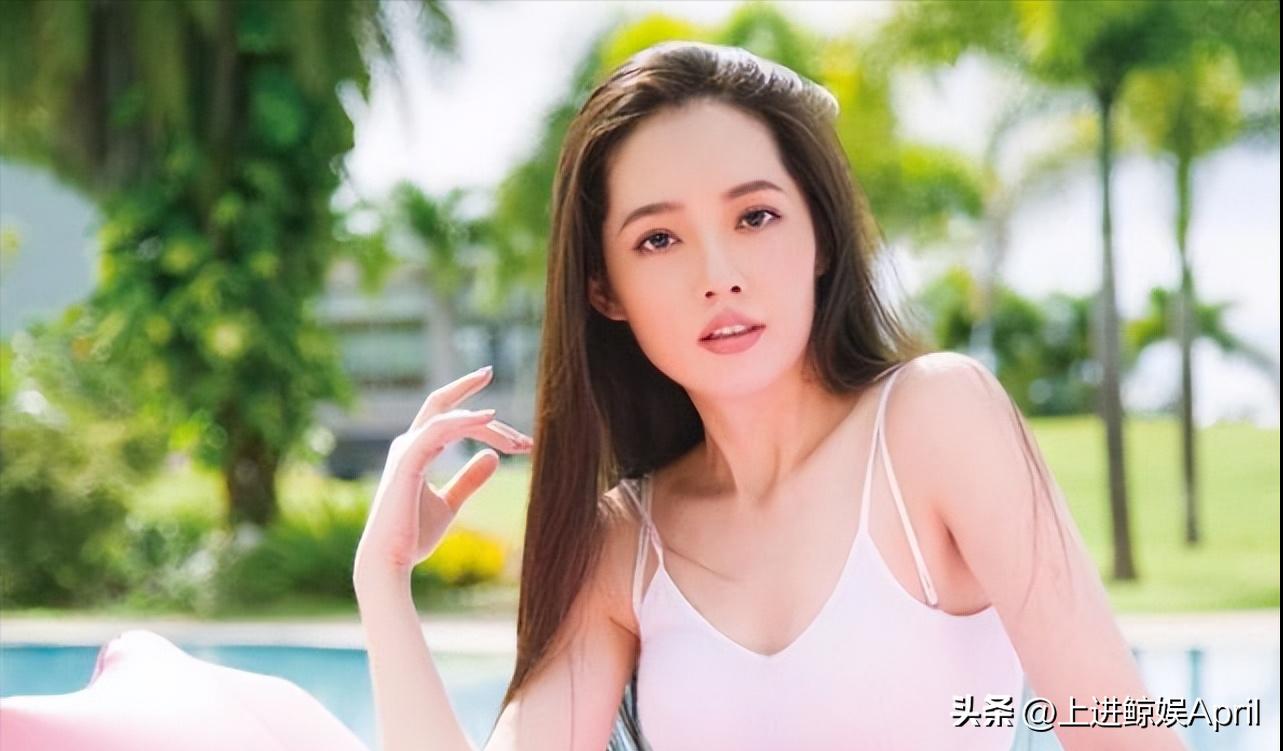 某清纯女星的“哑巴丈夫”，继被*男猛**当众掌掴后，再现剥虾名场面