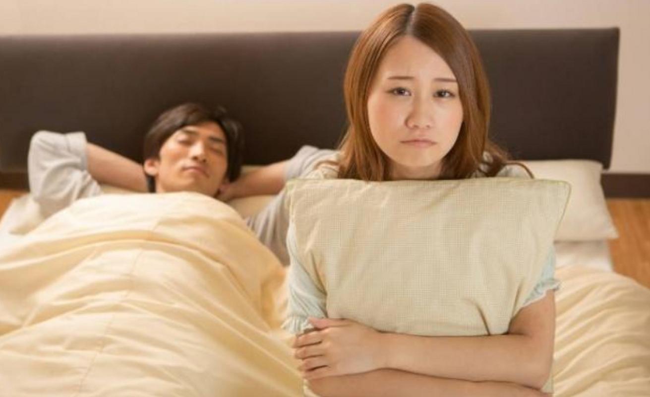 同房不是打仗，别过火！女性同房后出现这4种不适，当心疾病来临