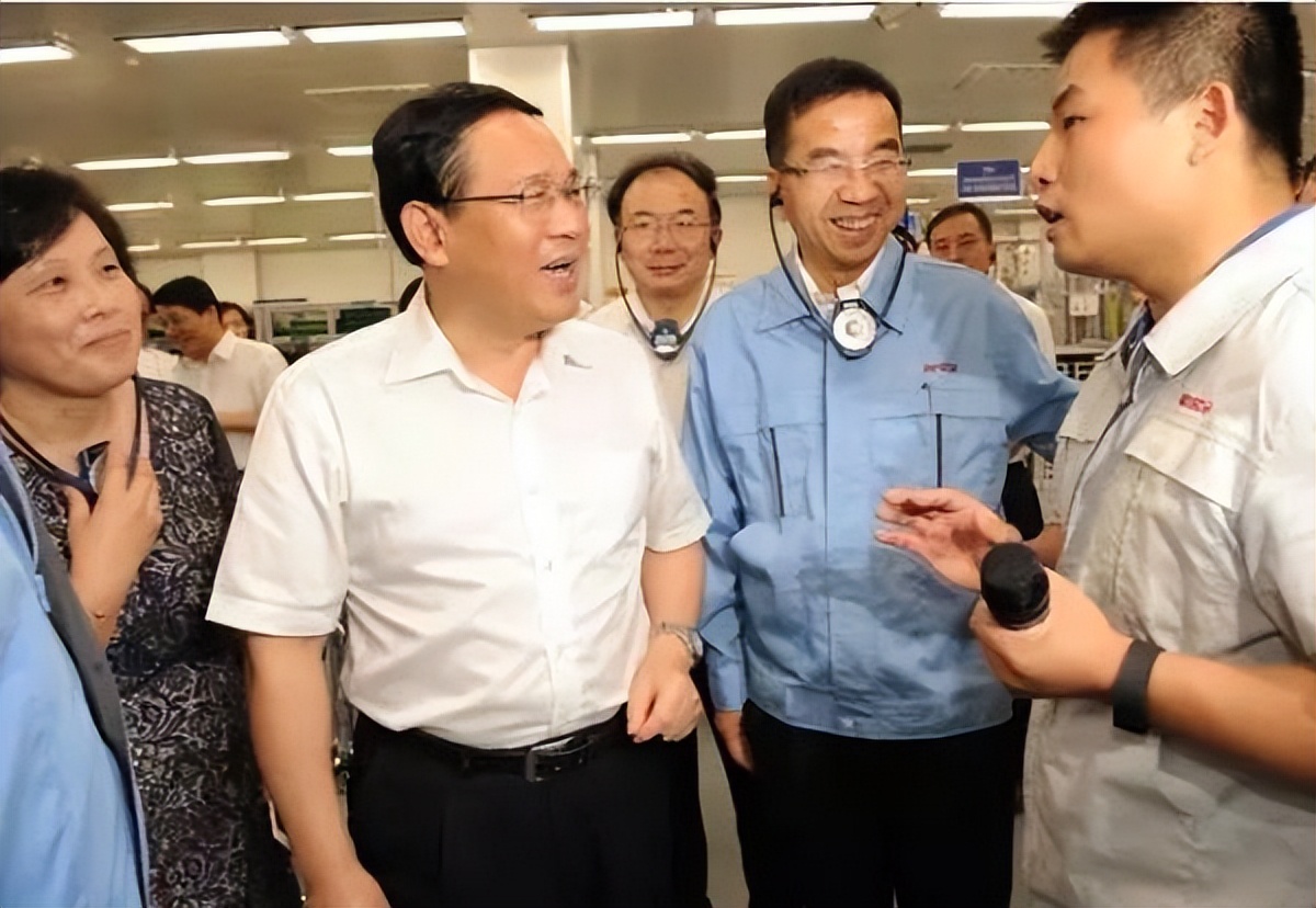 为官一任，造福一方——记李强总理的爱民情怀二三事