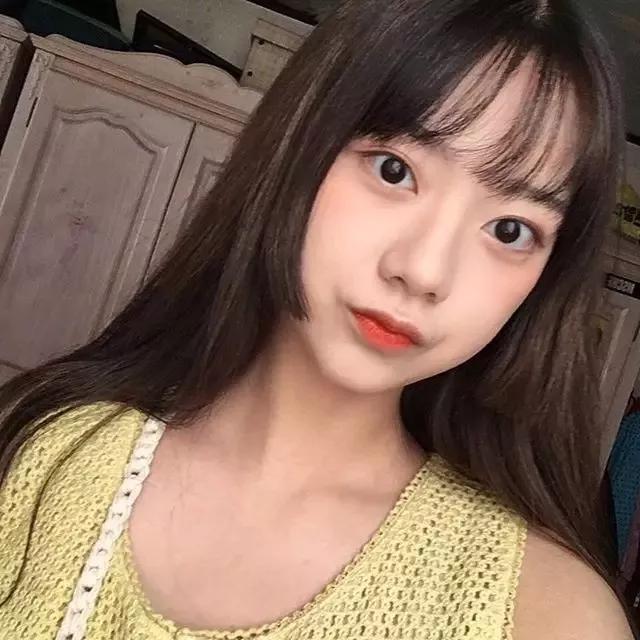 三款适合各种脸型的发型,大脸女生中长发烫发发型