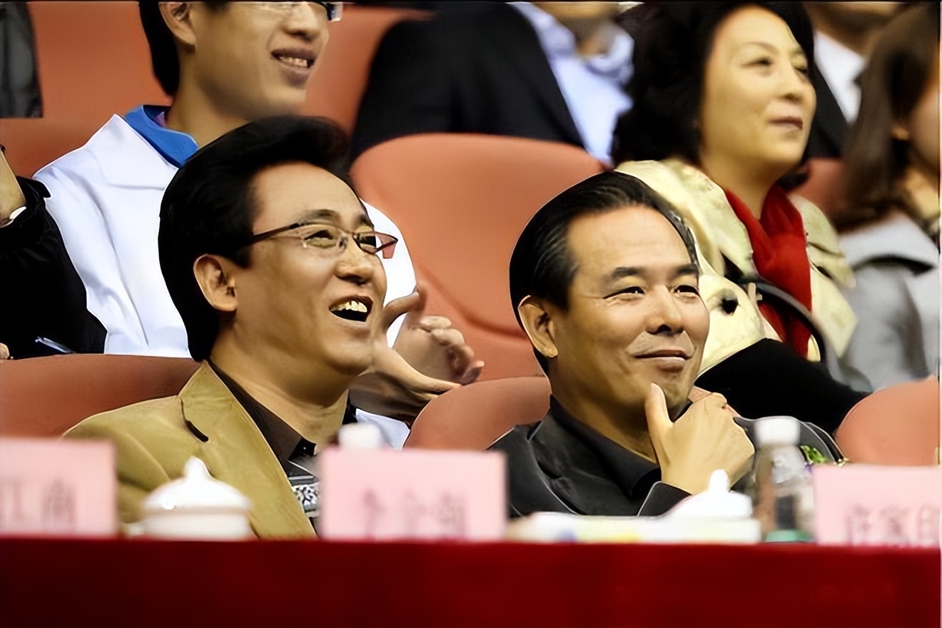 广州队被国际足联处以转会禁令,广州队重罚关浩津