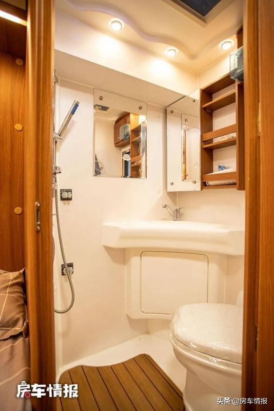 新型房车豪华配置,经济实惠的家用房车有哪些款式