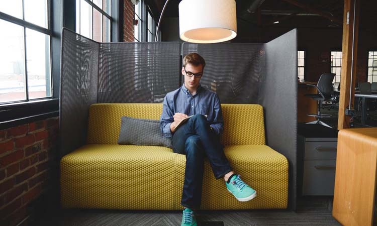 领导故意整你教你4招对付他,领导总是想办法整你怎么办