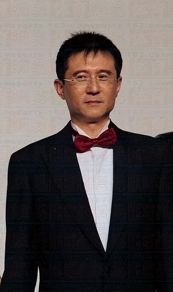 袁立强现状,51岁的袁立最新动态曝光