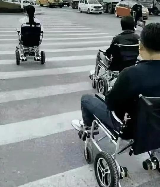 压力才是创新之源!广东教你搞科技:第一步,先把电动车给我收喽