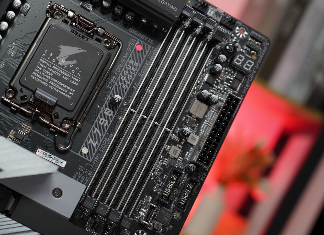 技嘉z790超级雕主板有几种规格,技嘉z790m小雕主板详解