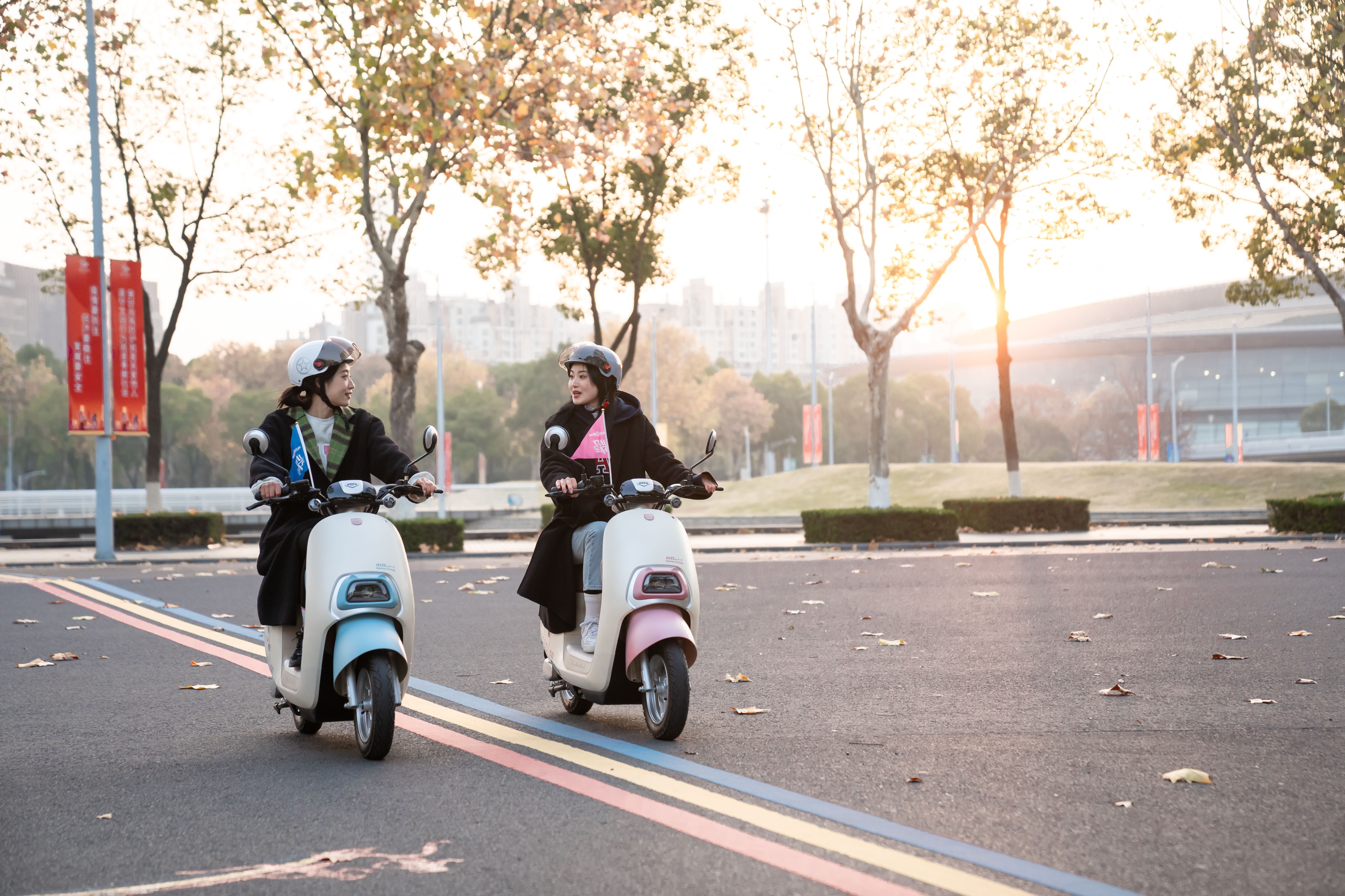 冬季骑行穿皮裤好还是羽绒裤好,冬季骑行注意事项及禁忌有哪些