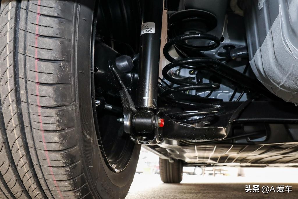 7万自动挡最好的车广汽本田飞度,低油耗大空间车型