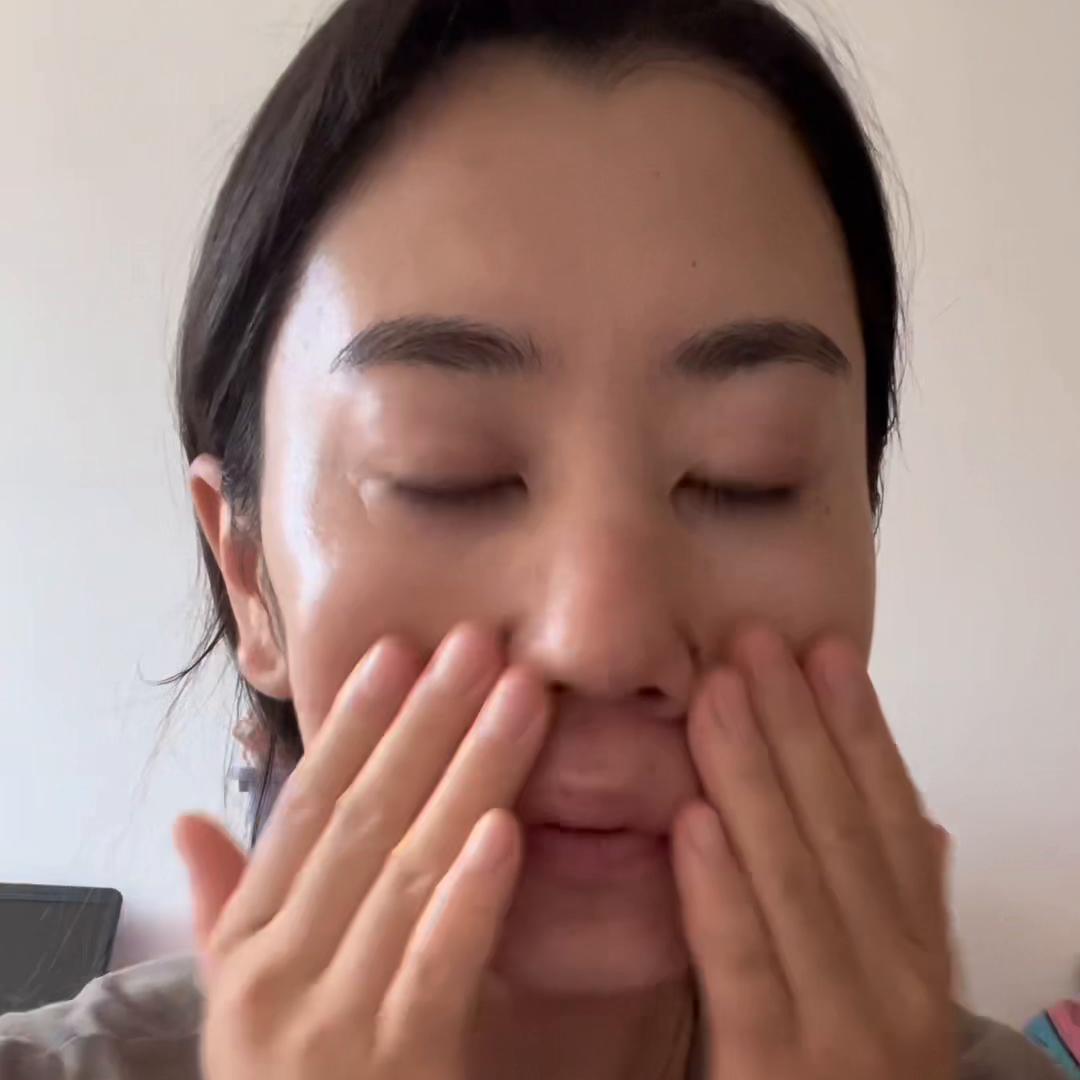 尝试竖屏做口博的第一个视频，就讲讲我和认识13年女朋友...