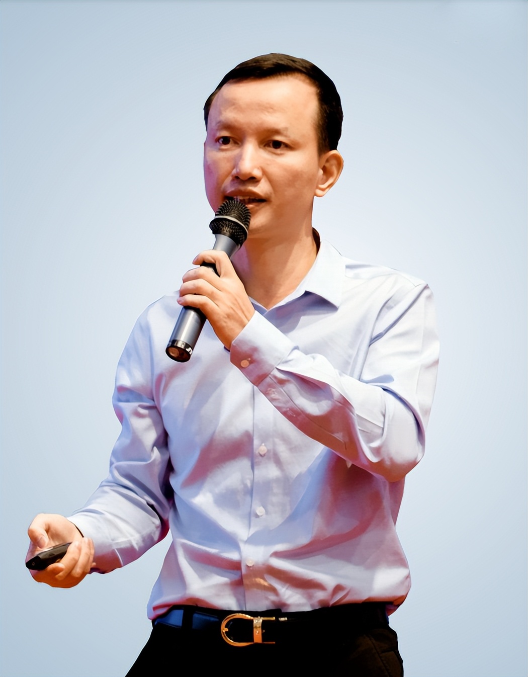 产业观察日本企业,产业观察荷兰光刻机