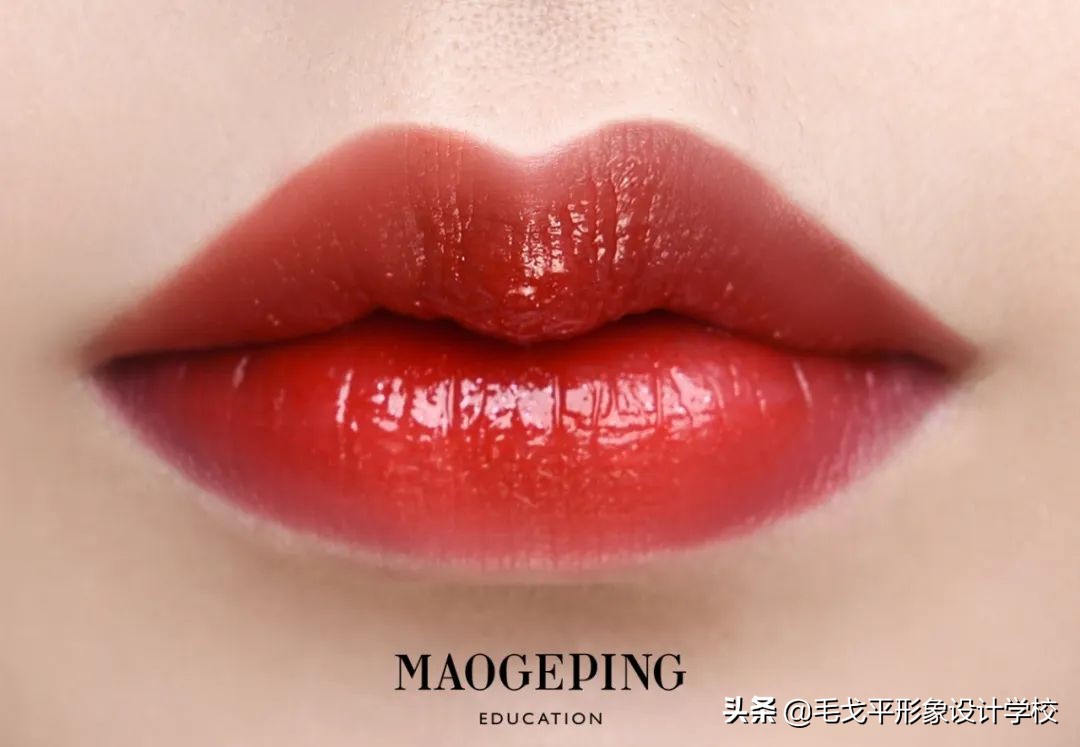 凸嘴妆容教程甜美干净,凸嘴化妆的正确方法