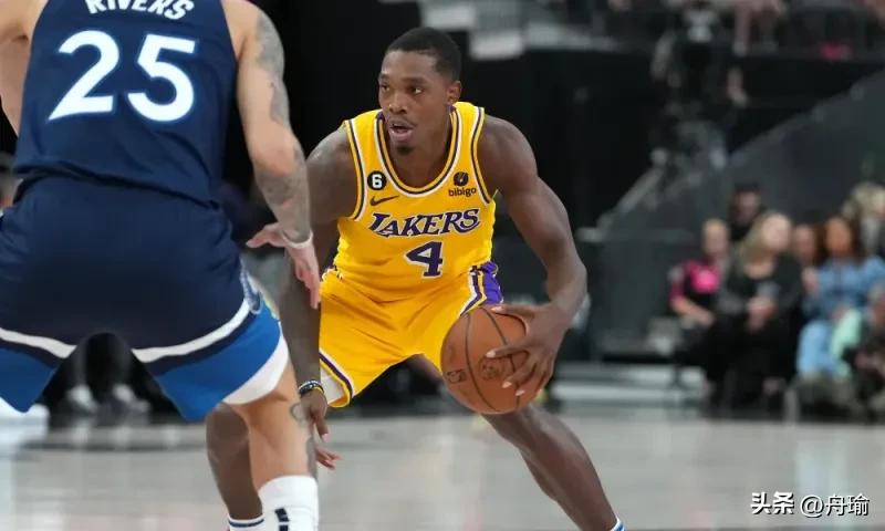 NBA晚报：詹皇转发中国视频，字母哥伸脚绊欧文，胖虎90度崴脚