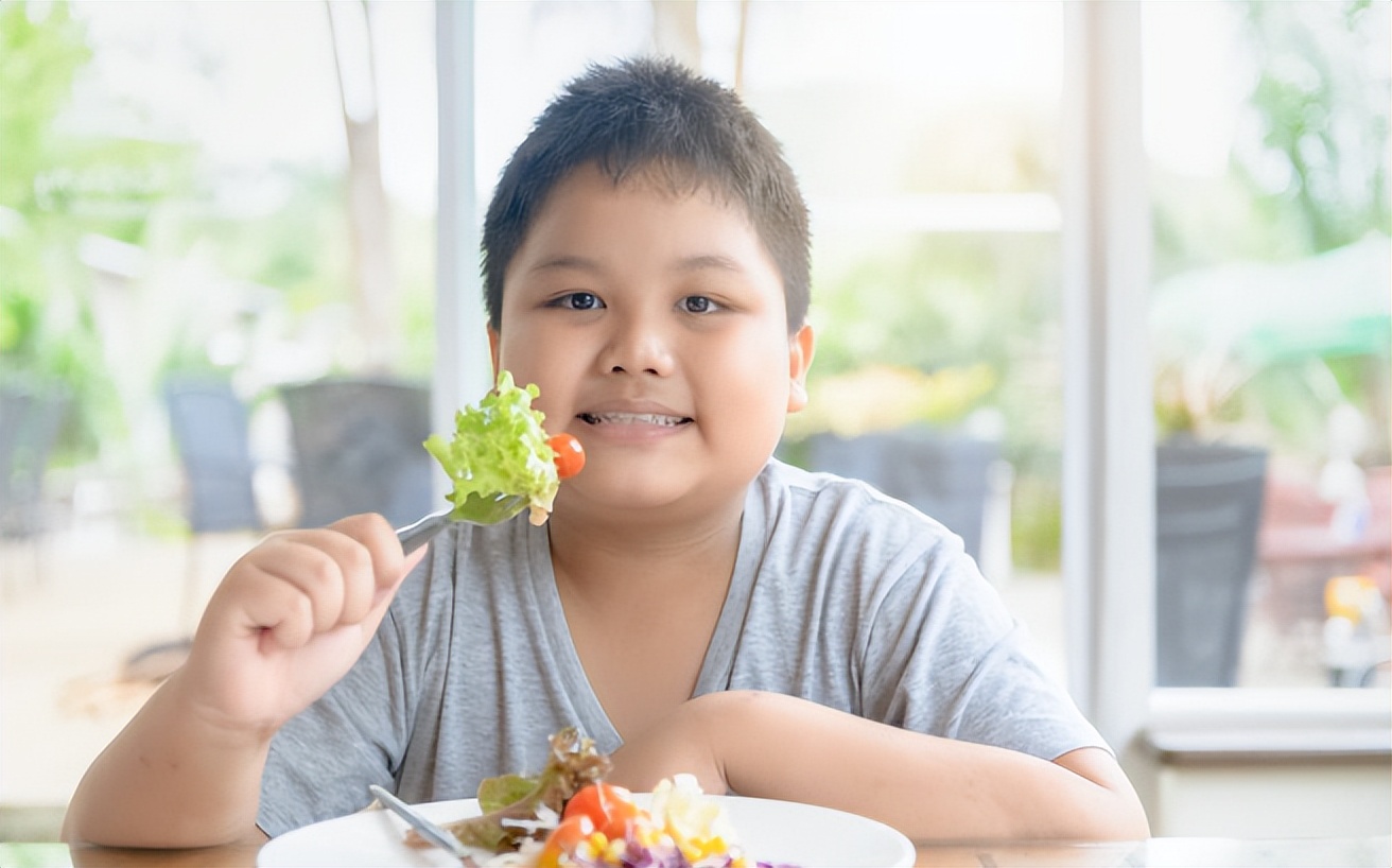 生长激素一天一针小孩受得了吗,12岁儿童打生长激素一针多少钱