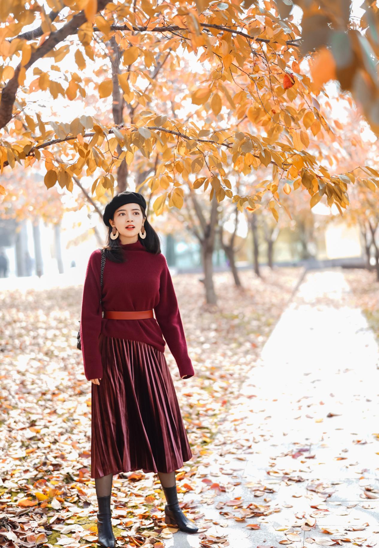 一条“腰带”打造衣橱精致感，学习博主三木怎么搭，高级又有气质