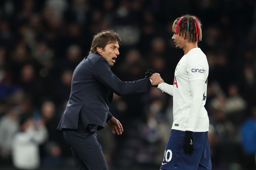 英超后卫根本扛不住哈兰德,英超老帅有哪些