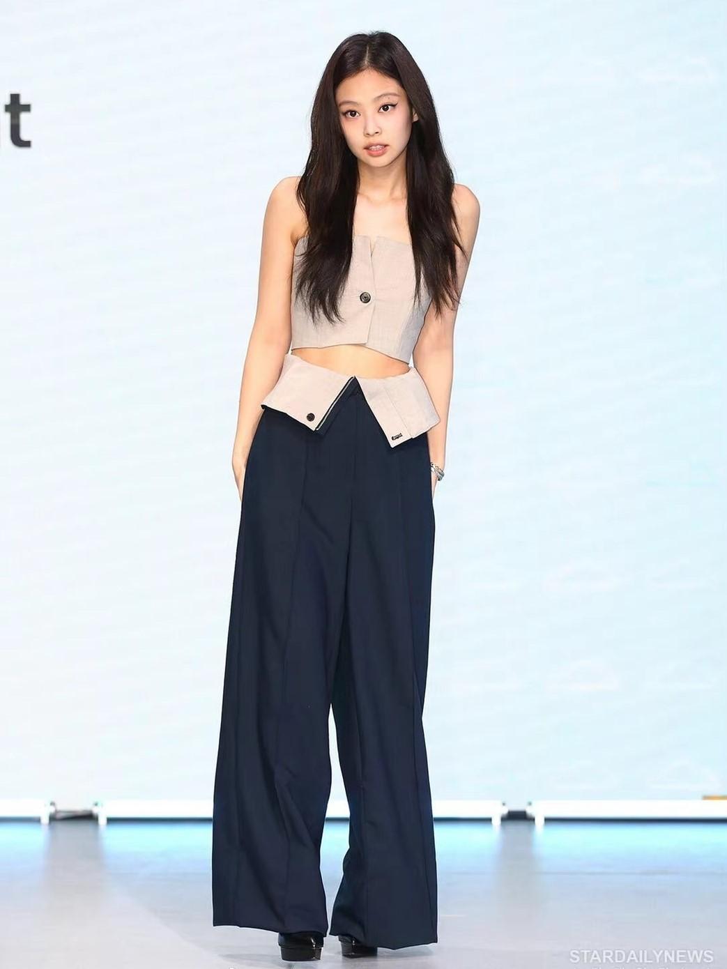 jennie保时捷联名视频,jennie同款保时捷