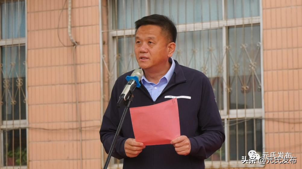 献温暖送爱心,送温暖献爱心扶贫村捐赠活动讲话