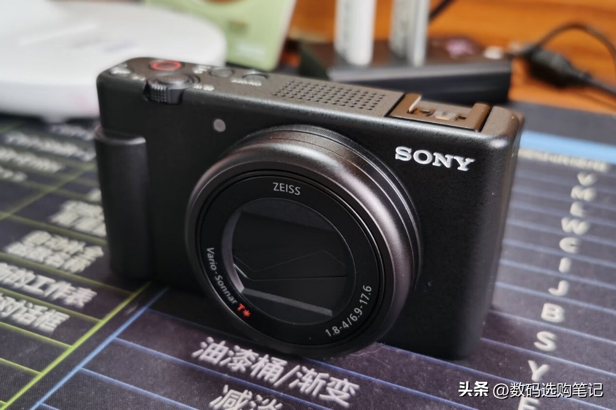 索尼zv-1二代值得买吗,索尼zv1二代值得新手入手吗