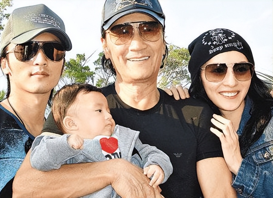 谢贤对张柏芝的宠爱,港媒曝谢贤和张柏芝