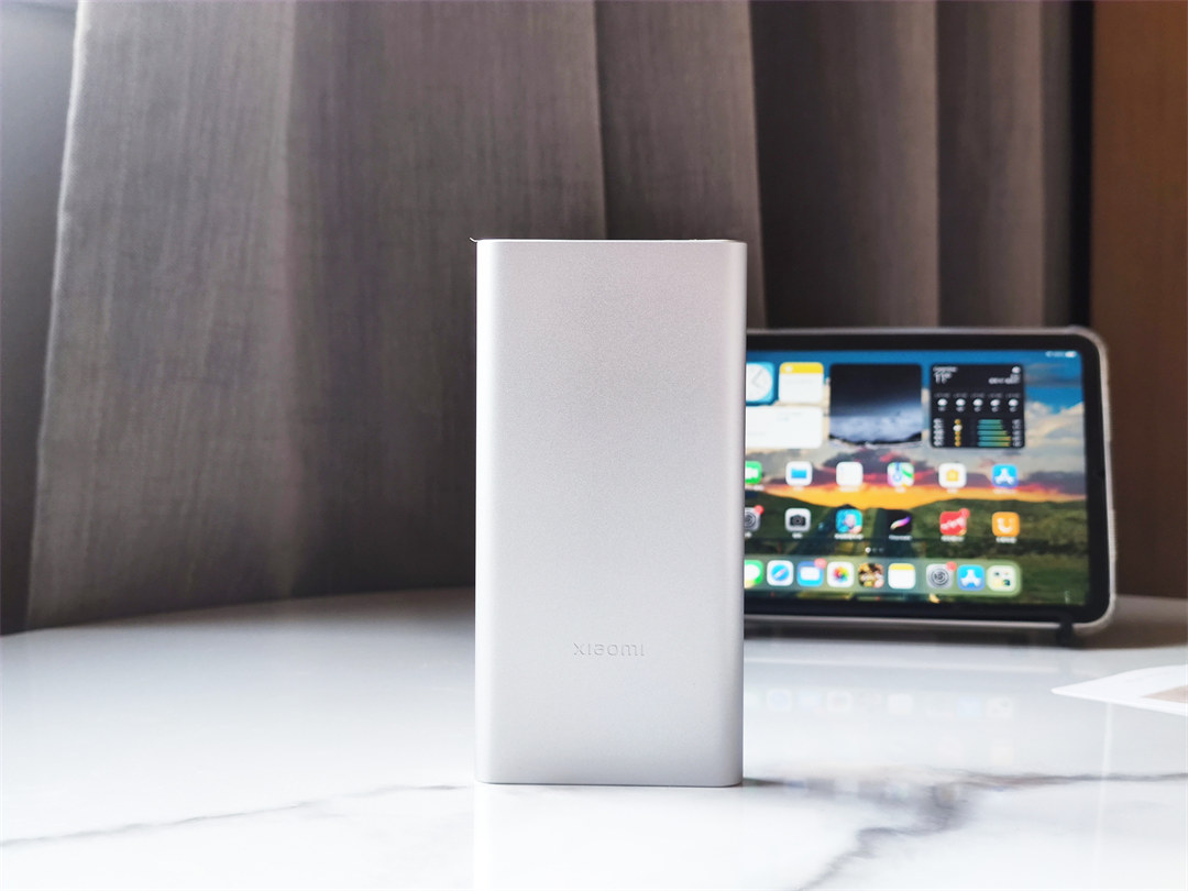 小米充电宝310000毫安快充版,小米充电宝10000快充版说明