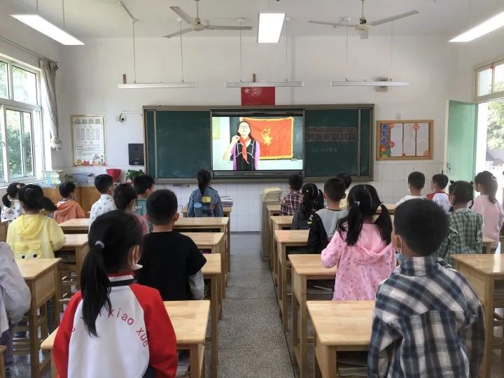 喜迎20大争做先进少先队员,喜迎二十大争做新时代好队员