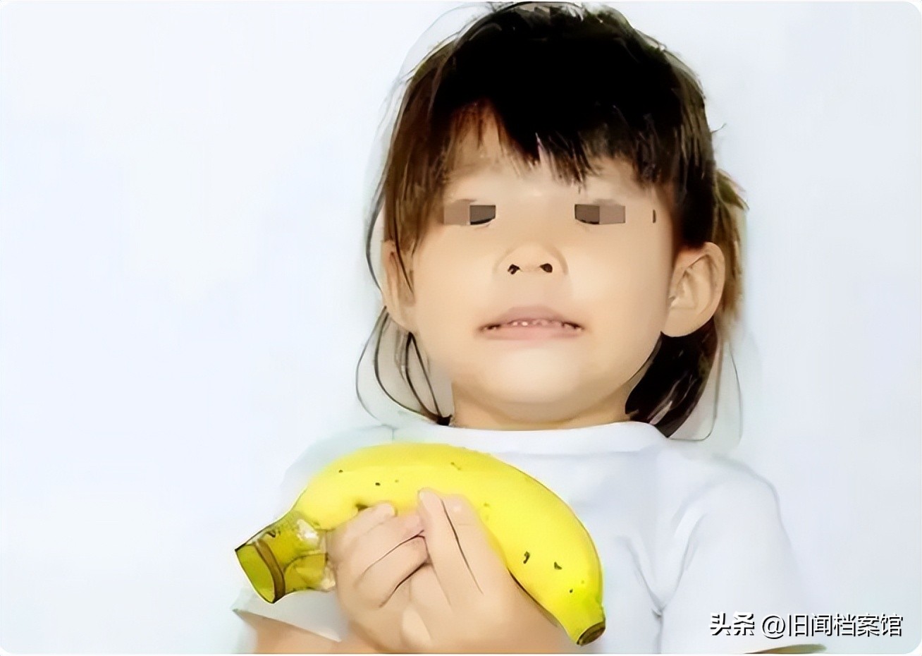 广东五岁女孩吃香蕉噎死事件,5岁小孩吃香蕉噎死了索赔视频