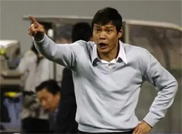 范志毅大女儿范斯晶,范志毅女儿范斯晶现在怎么样了