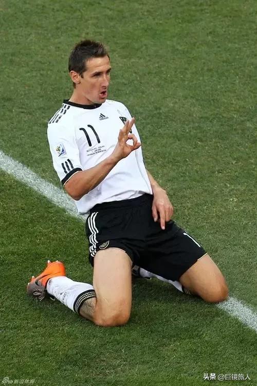 亨利十大进球纪录,前锋罗纳尔多中锋维埃里