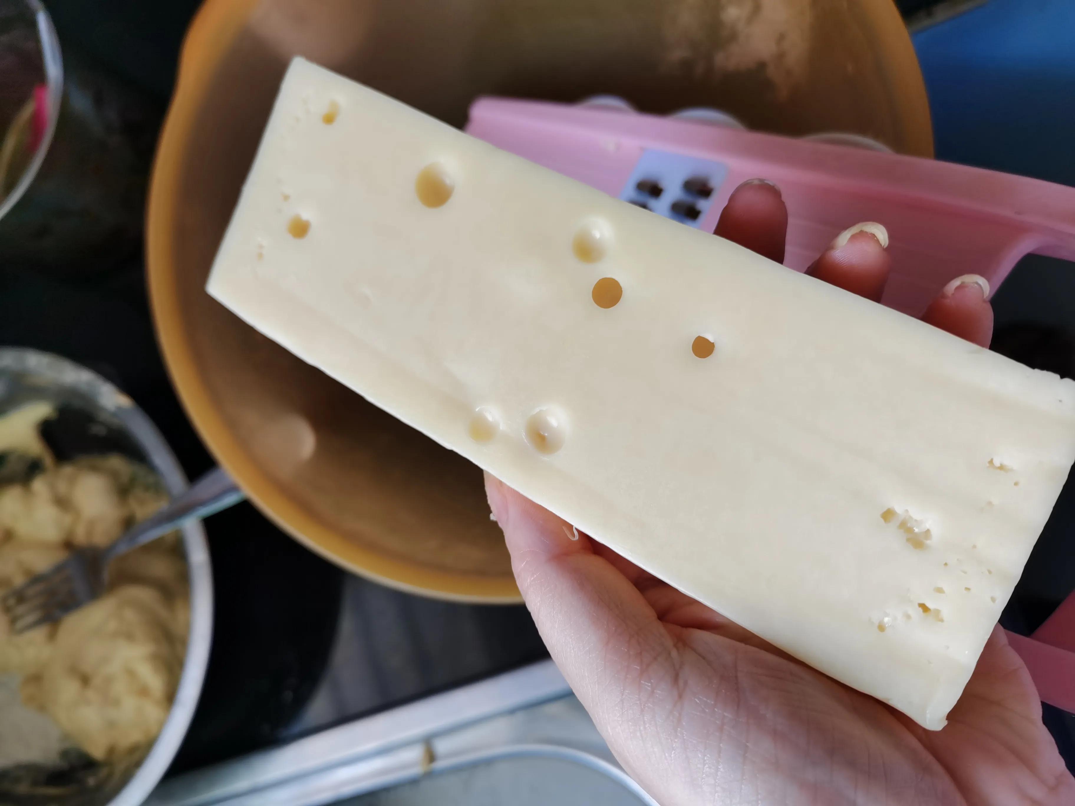 家庭版自制披萨馅料,小麦面粉自制披萨