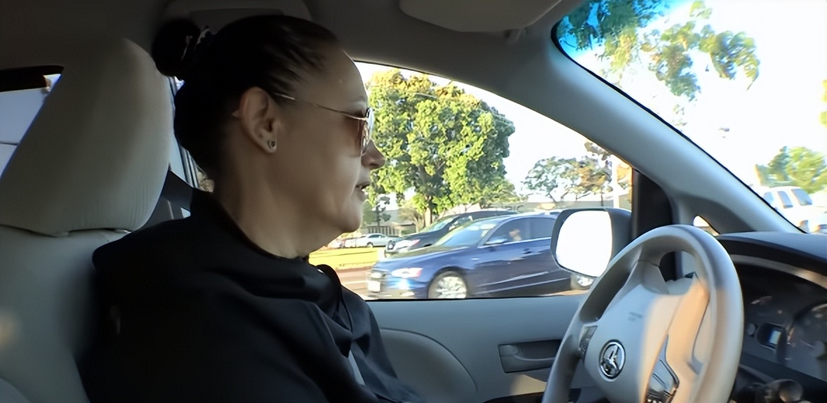 美国穷人真实居住生活视频,美国穷人农村每天真实生活视频