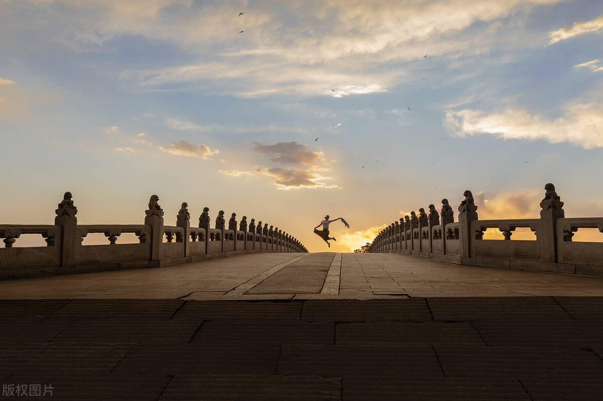 四本超人气小说推荐,四本热血惊险又刺激的小说