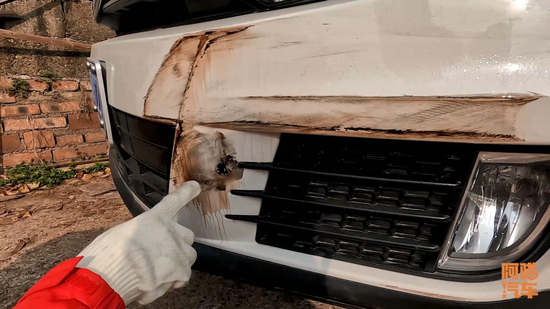 汽车油漆蹭掉怎么办,汽车蹭了漆怎么处理最省钱