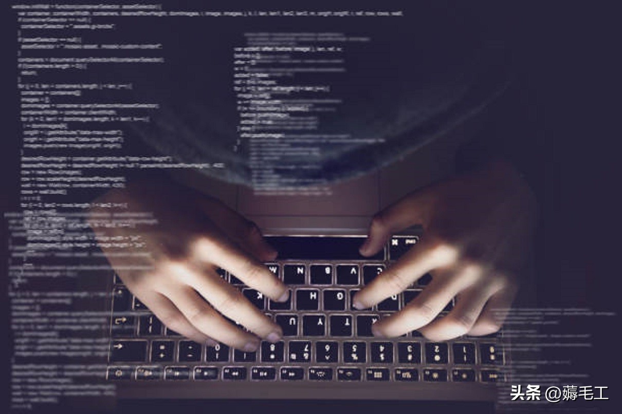 BreachForums所有者及FBI黑客攻击嫌疑人Pompompurin被捕