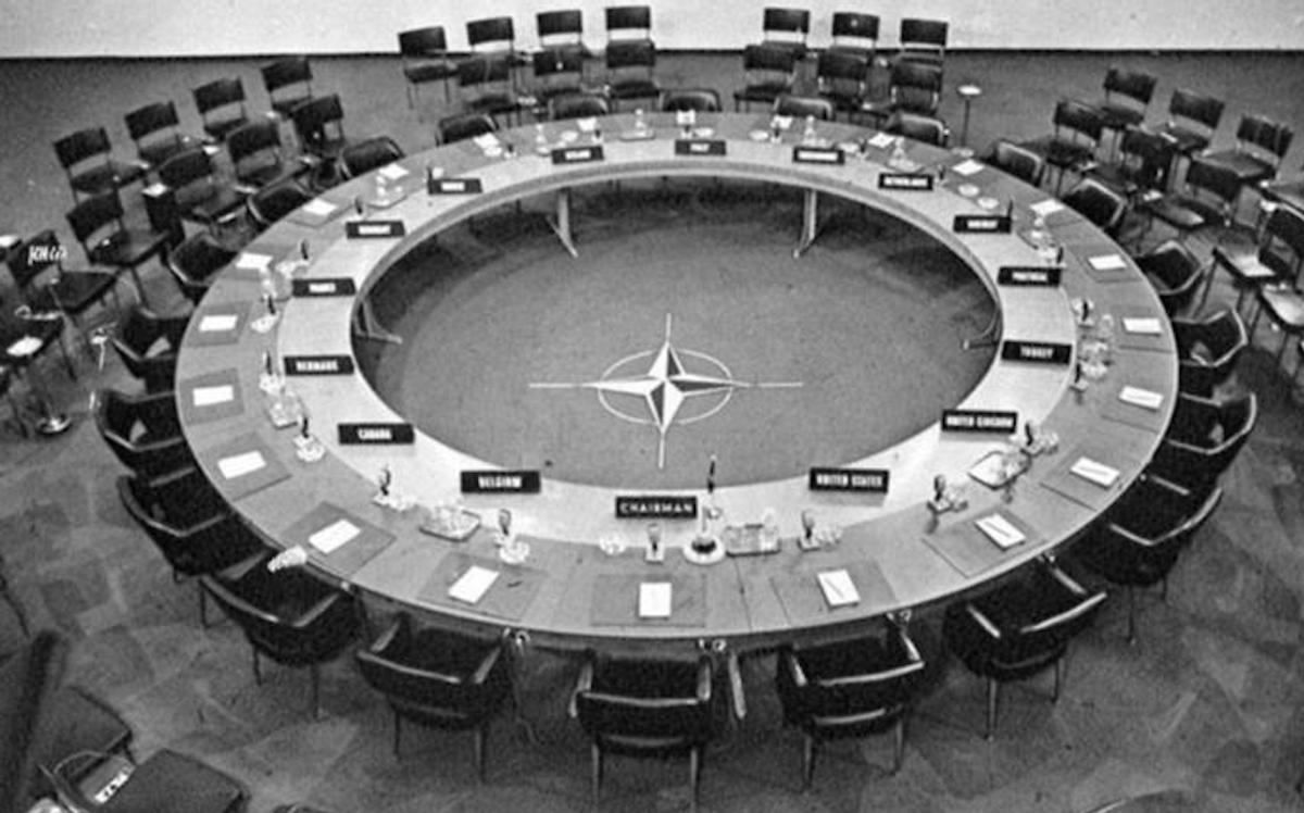 最幸运的叛徒结局,阿尔巴尼亚和苏联的战争