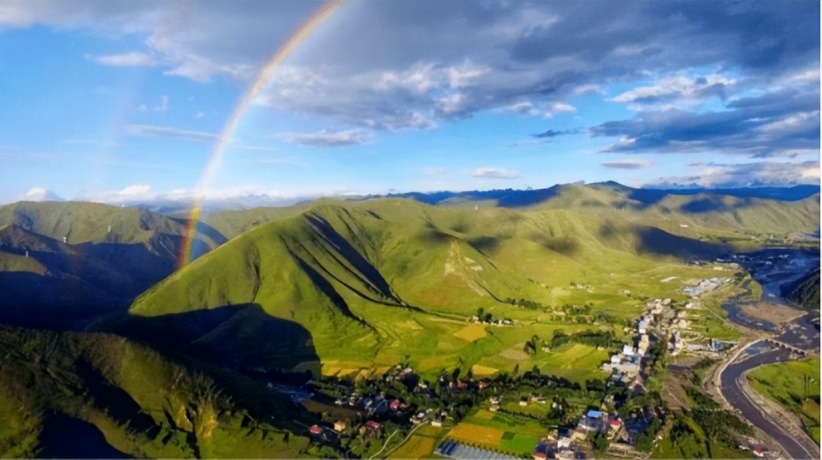 甘孜的攻略,甘孜旅游攻略路线图大全