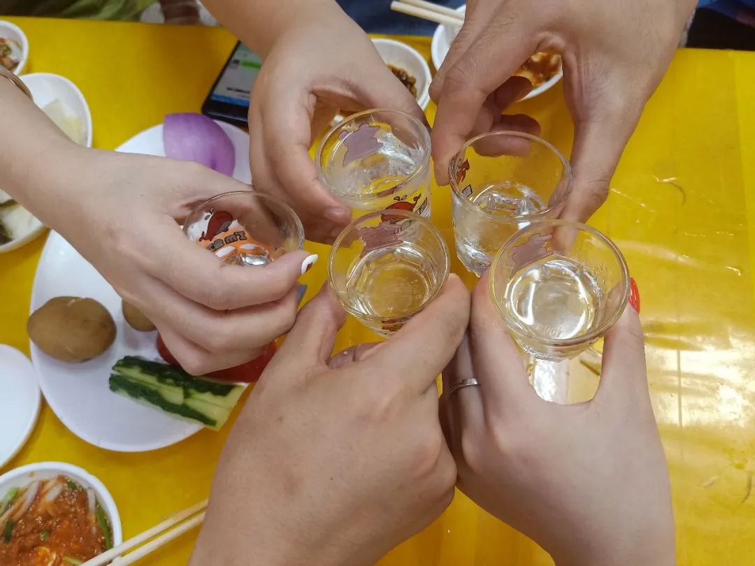 90后江江在韩国：海浪跫音，路在自己脚下