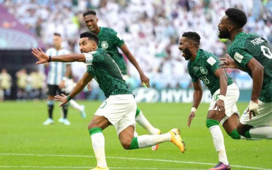 阿根廷被沙特击败梅西的反应,世界杯阿根廷vs沙特梅西