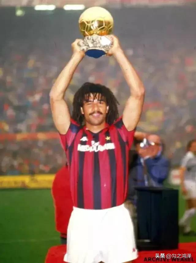 十年体坛十大巨星,世界十大足球巨星排名现役