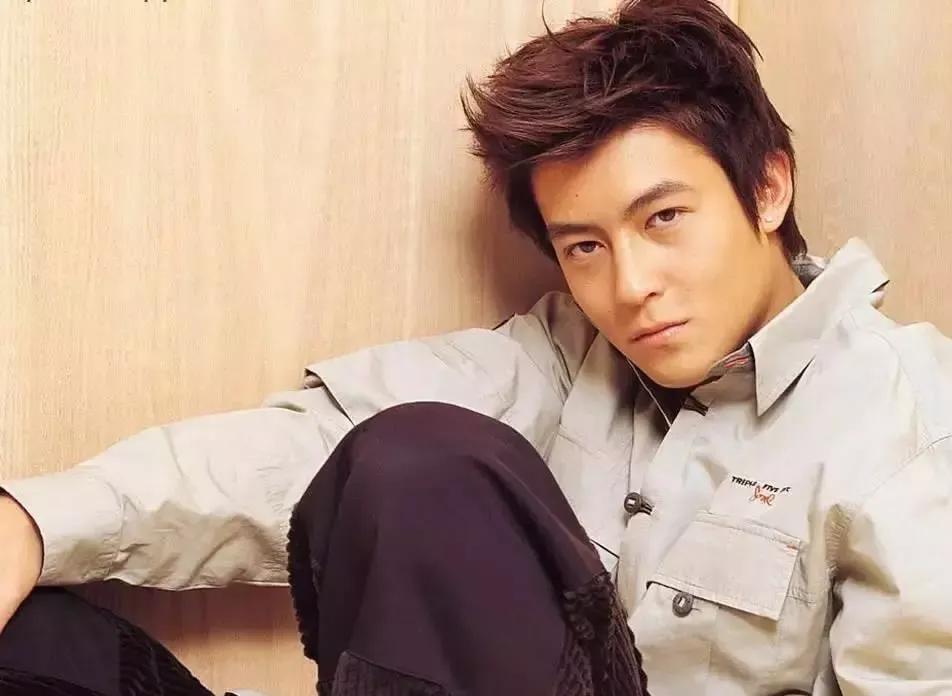 明星个人品牌割韭菜,明星代言割韭菜的品牌