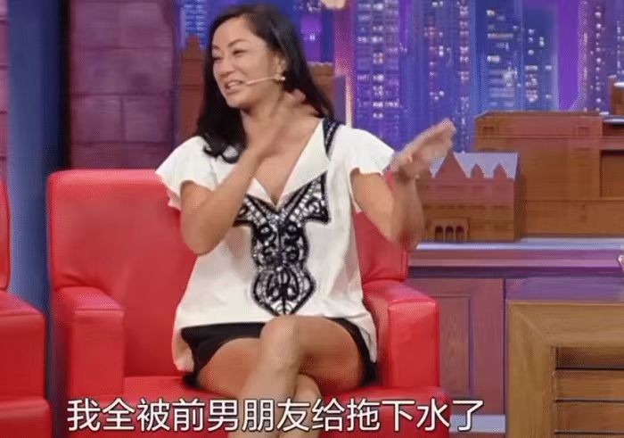 《浪姐4》热播,52岁瞿颖迅速翻红,是因为踩中了三个“*规则潜**”